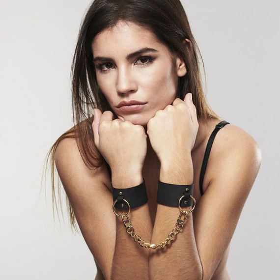 Bijoux Indiscrets Maze – széles fekete mandzsetta